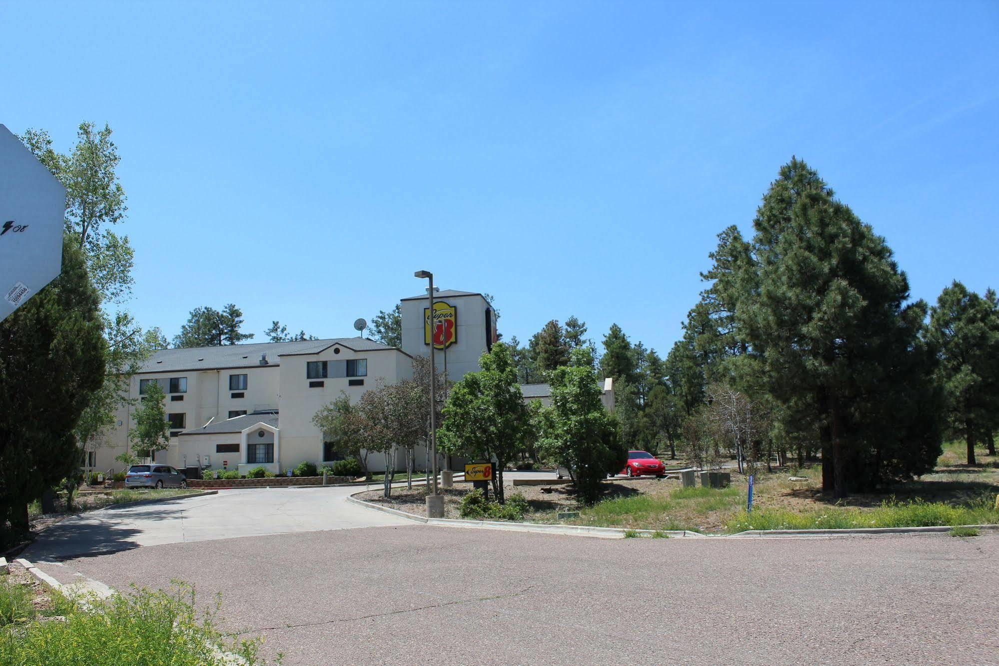Super 8 By Wyndham Show Low Bagian luar foto